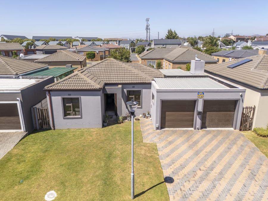 3 Bedroom Property for Sale in Viking Village Western Cape